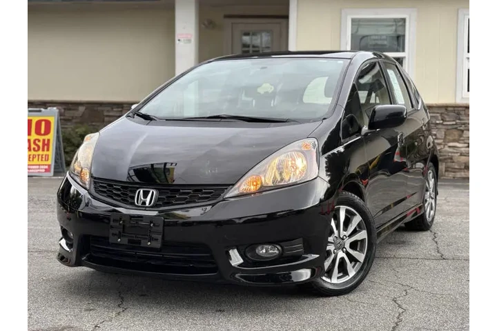 2013 Fit Sport image 1