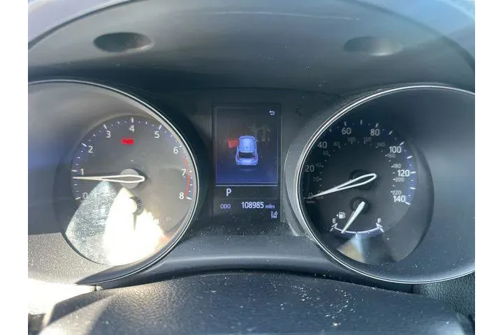 $13607 : Toyota C-HR 2020 XLE 4dr Cro image 6