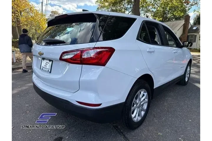 $13495 : Chevrolet Equinox 2020 LS 4d image 7