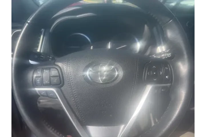 $24933 : Toyota Highlander 2019 AWD X image 4