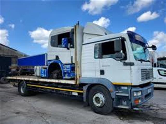 TRUCK DRIVERS NEEDED URGENTLY image 1