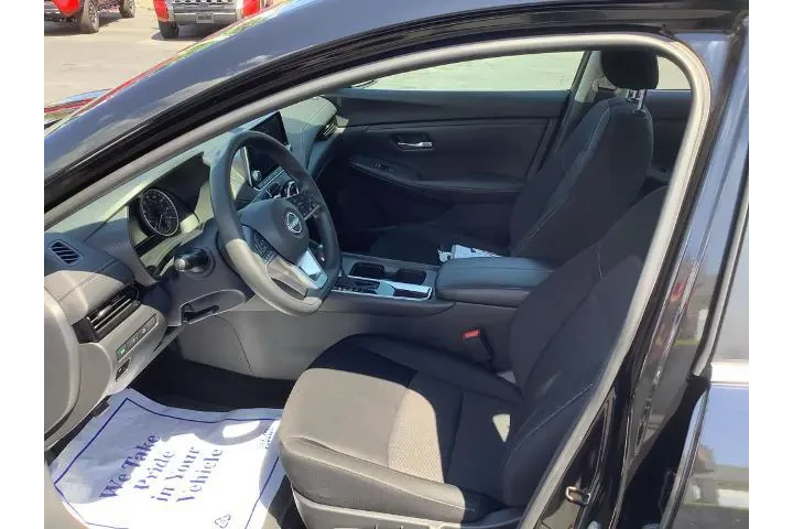 $21950 : Nissan Sentra 2024 SV 4dr Se image 10