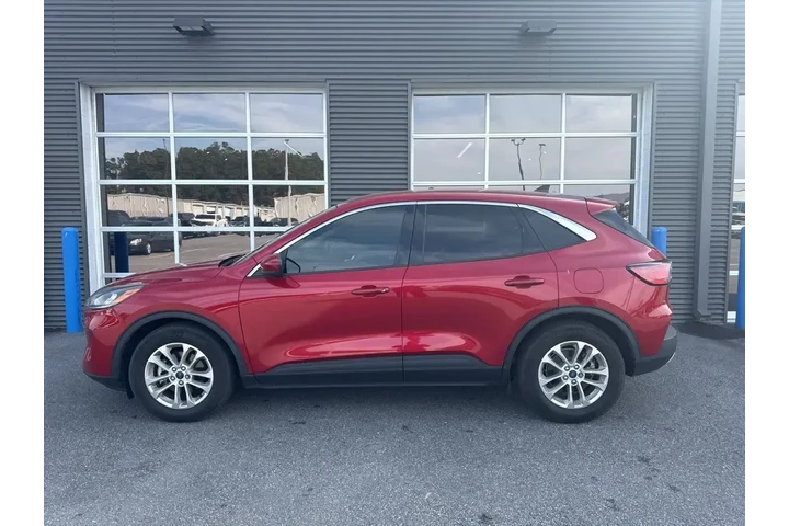 $16999 : Ford Escape 2020 SE 4dr SUV image 2