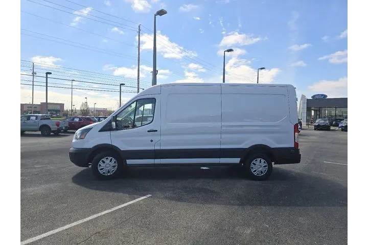 $21952 : Ford Transit 2019 250 3dr LW image 10