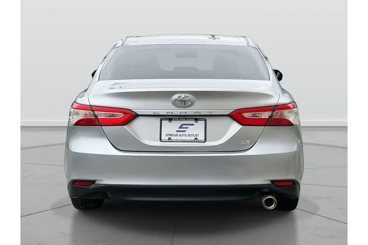 $13256 : Toyota Camry 2018 LE 4dr Sed image 6