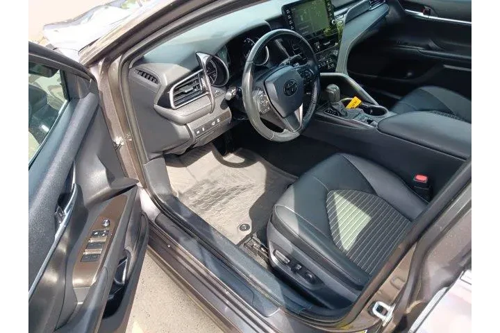 $30995 : Toyota Camry Hybrid 2023 SE image 7