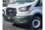 $39880 : Ford Transit 2024 250 3dr LW thumbnail