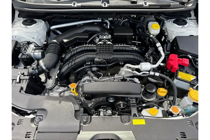 $22998 : Subaru Impreza 2025 AWD Base image 6