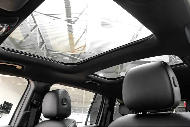 $22990 : 2021 GLB 250 SUV image 6