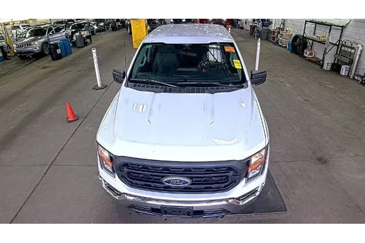 $35999 : Ford F-150 2023 4x4 XL 4dr S image 2