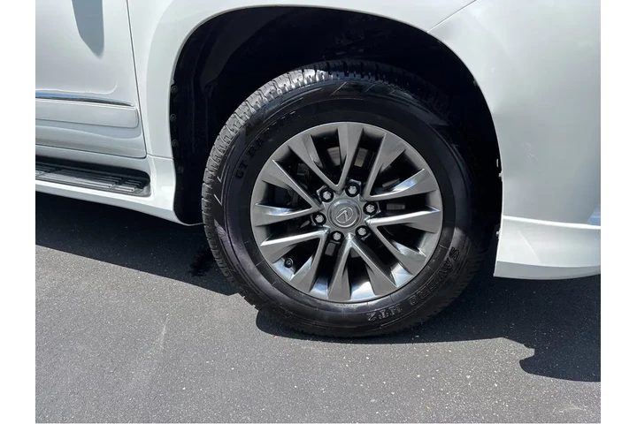 $39699 : 2019 GX 460 Luxury image 10