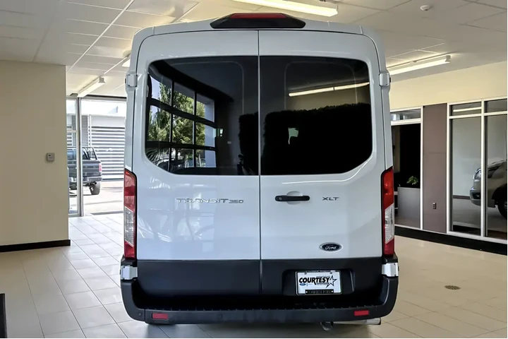 $28495 : Ford Transit 2023 350 XL 3dr image 5
