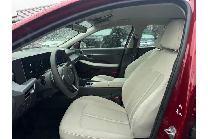 2025 Sonata SEL image 7