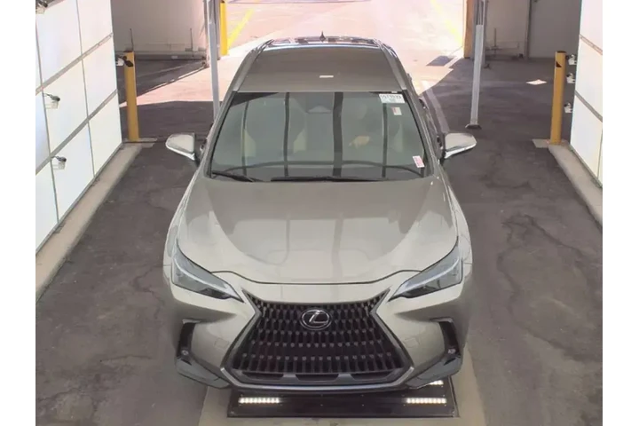 $26995 : Lexus NX 250 2022 4dr Crosso image 2