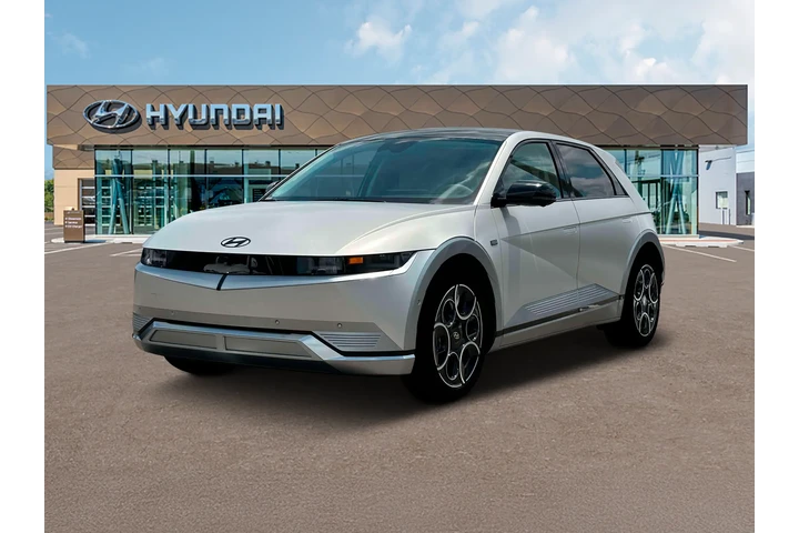 $33990 : Hyundai IONIQ 5 2024 AWD Dis image 1