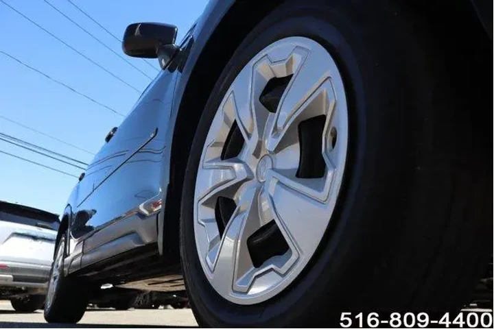 $23747 : Subaru Forester 2023 AWD Bas image 8