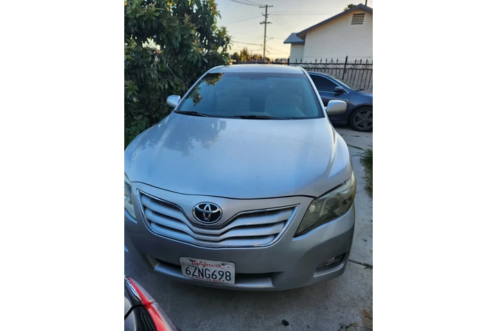 $4500 : Vendo Toyota Camry 2011 image 1