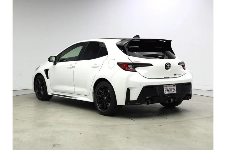 $39998 : Toyota GR Corolla 2024 AWD C image 2