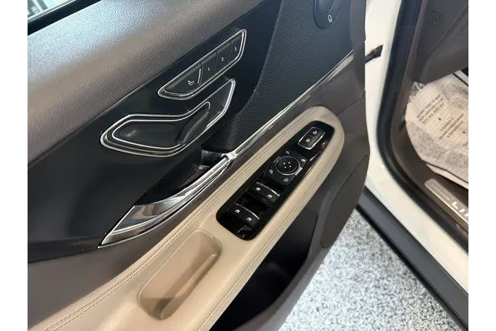 $22999 : Lincoln Corsair 2020 Reserve image 6