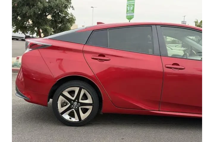 $15522 : Toyota Prius 2016 Three Tour image 8