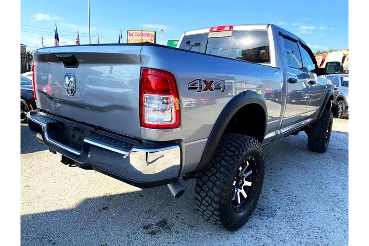 2019 RAM 2500 Tradesman Crew image 6