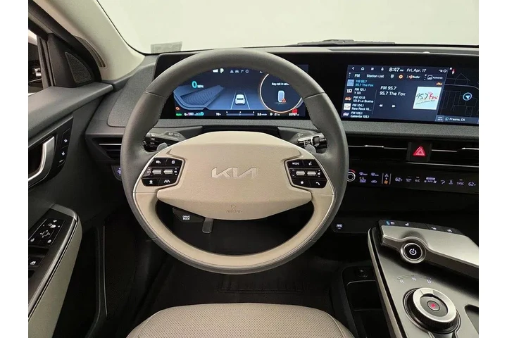 $28998 : Kia EV6 2023 Wind 4dr Crosso image 10