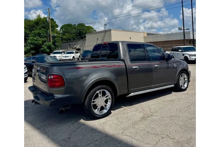 $8900 : 2017 Charger SE image 3