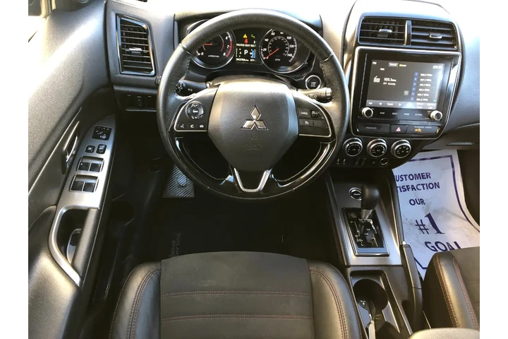 $17802 : 2024 Outlander Sport 2.0 SE 4 image 10