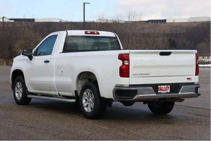$27950 : Chevrolet Silverado 1500 202 image 5