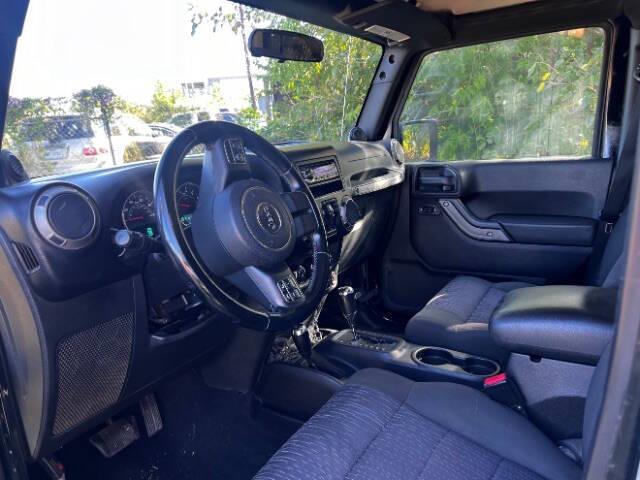 $17995 : 2011 Wrangler Unlimited image 9