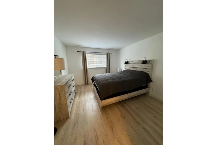 $1995 : 1 recamara 1 bano en Hollywood image 5