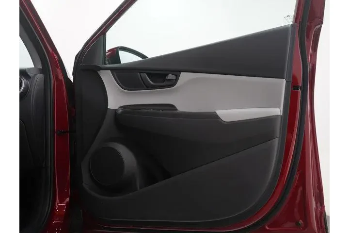 $22998 : Hyundai KONA 2023 AWD SEL 4d image 9