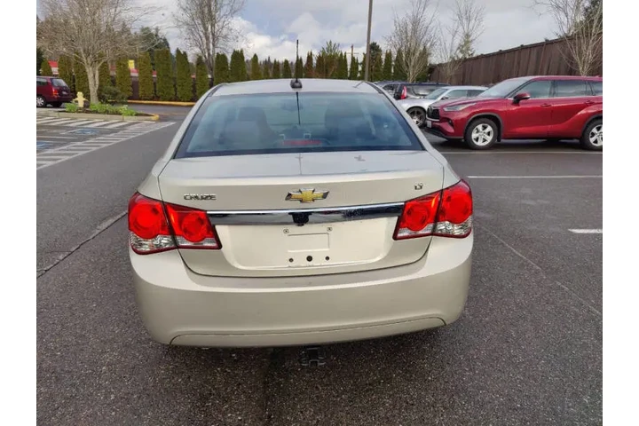 $5900 : 2015 Cruze 1LT Auto image 5