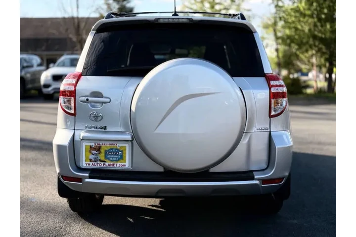 $12995 : 2012 RAV4 Limited image 8