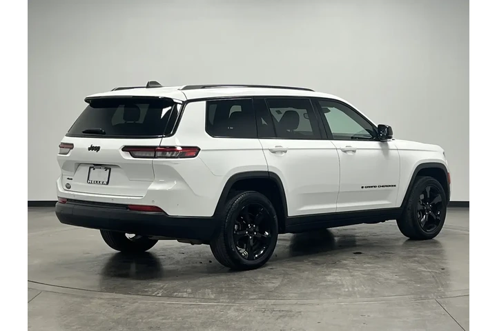$27962 : Jeep Grand Cherokee L 2023 4 image 7