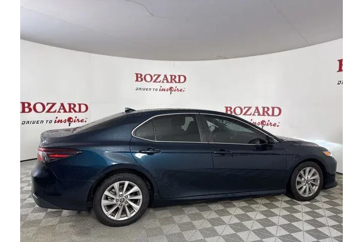 $19250 : Toyota Camry 2021 LE 4dr Sed image 9