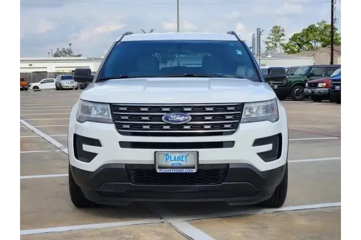 $15850 : Ford Explorer 2017 Base 4dr image 2