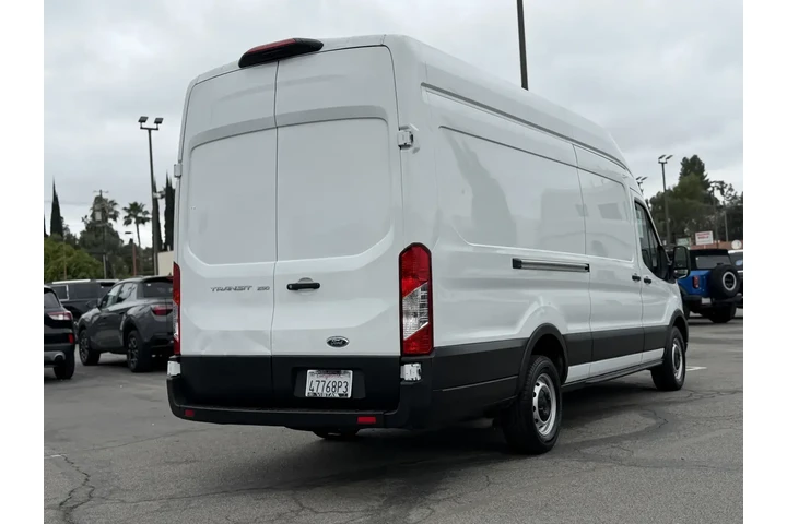 $39995 : Ford Transit 2023 250 3dr LW image 7