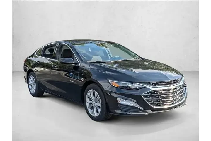 $20487 : Chevrolet Malibu 2024 LT 4dr image 3
