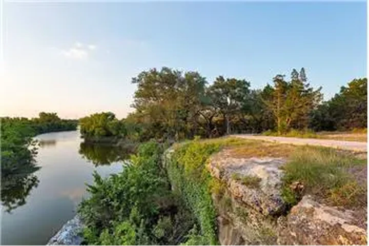 $2815 : Rental property with 2 bedro image 9