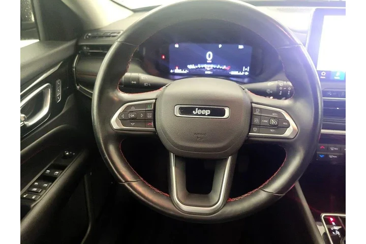 $23998 : Jeep Compass 2022 4x4 Trailh image 10