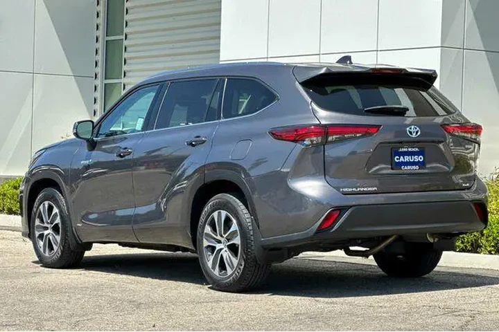 $34975 : Toyota Highlander Hybrid 202 image 6