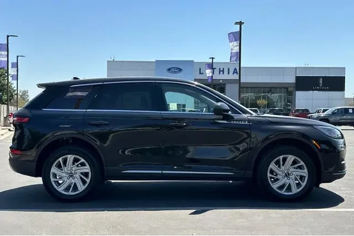 $37000 : Lincoln Corsair 2025 Premier image 8