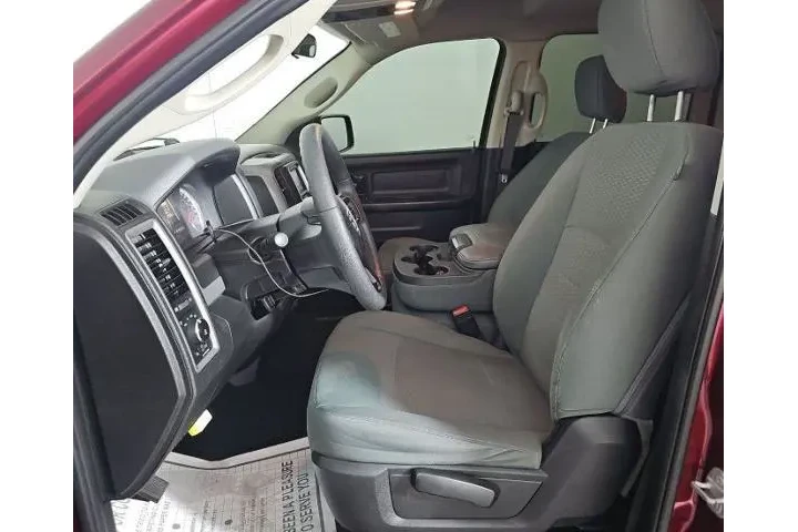 $25000 : Ram 1500 Classic 2019 4x2 Tr image 5