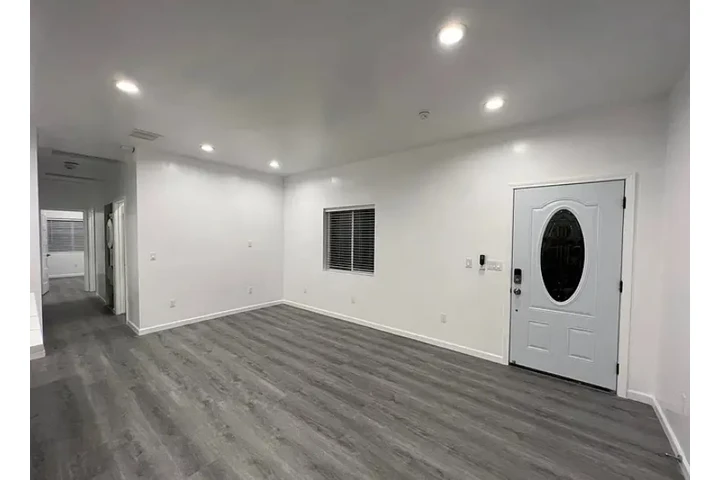 $2200 : ¡Su nueva casa le espera! image 1