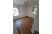 $900 : Beautiful Home...LAKEWOOD,CA thumbnail