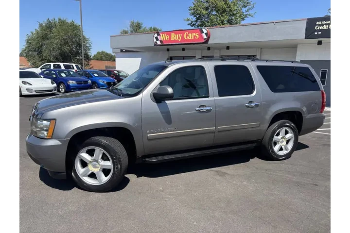 $5992 : 2007 Suburban LT image 2