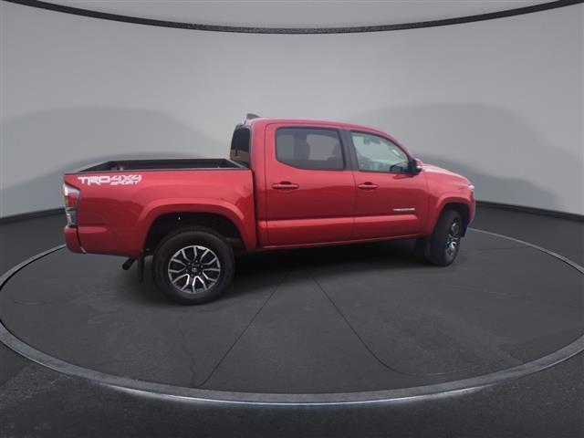 $41500 : PRE-OWNED 2022 TOYOTA TACOMA image 9