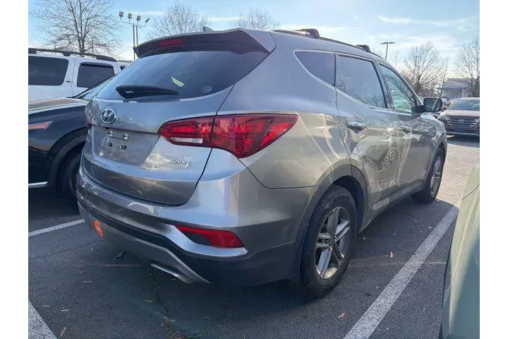 $15735 : Hyundai SANTA FE Sport 2018 image 8