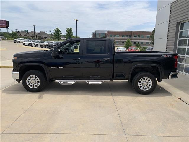 $61999 : 2024 Silverado 2500 HD LT Tru image 2